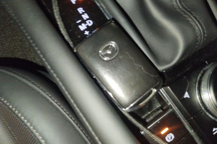 马自达3 昂克赛拉 2020款 2.0L 自动质雅版中控内饰11