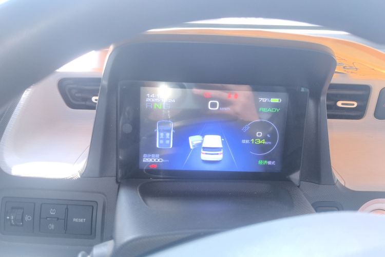 五菱汽车 宏光MINIEV 2021款 马卡龙臻享款 磷酸铁锂局部细节14