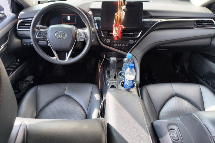 丰田 凯美瑞 2021款 双擎 2.5HG 豪华版中控内饰12