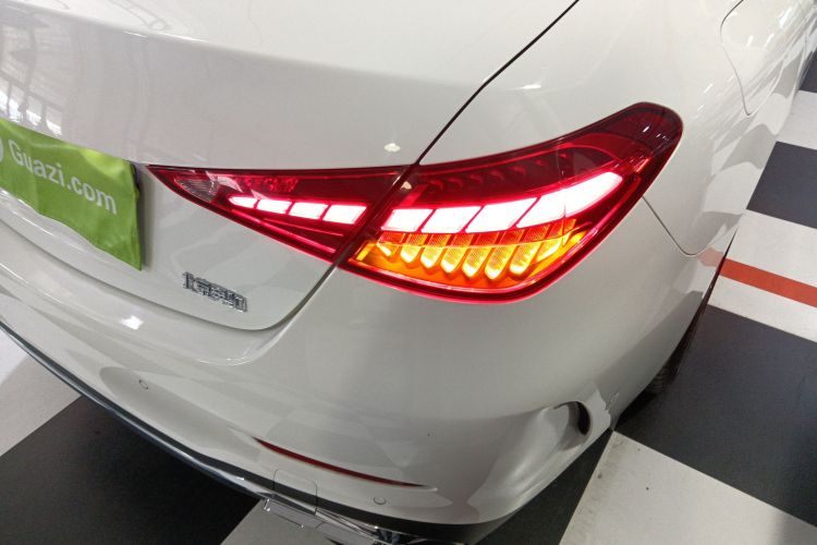 奔驰C级 2023款 C 200 L 运动版车身外观6006