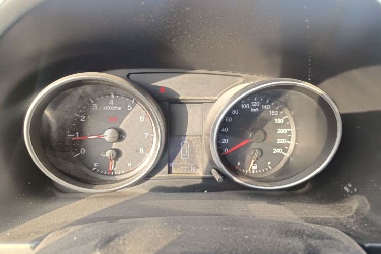 哈弗H6 2014款 运动版 1.5T 手动两驱精英型中控内饰14