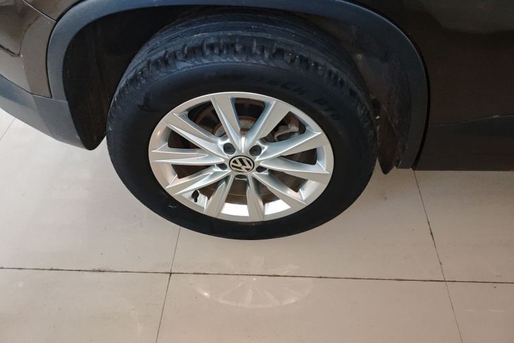 大众 途观 2017款 300TSI 自动两驱丝绸之路风尚版车身外观6008