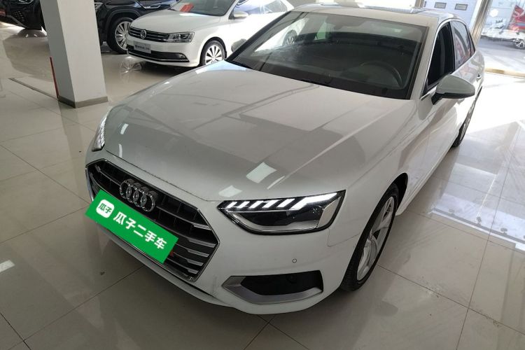 奥迪A4L 2020款 40 TFSI 豪华致雅型车身外观1