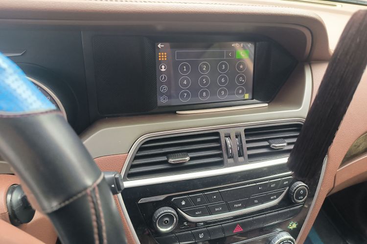 猎豹汽车 猎豹CS10 2017款 2.0T 自动都市型中控内饰16