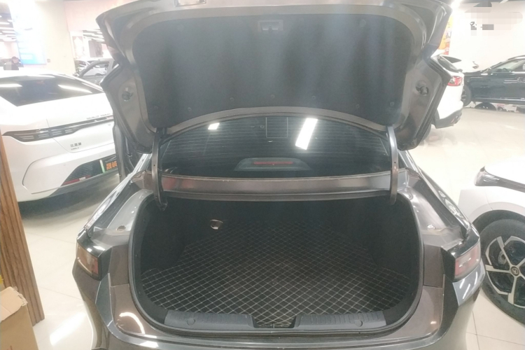 长安 逸动 2024款 1.5T GDI自动 畅享版局部细节23