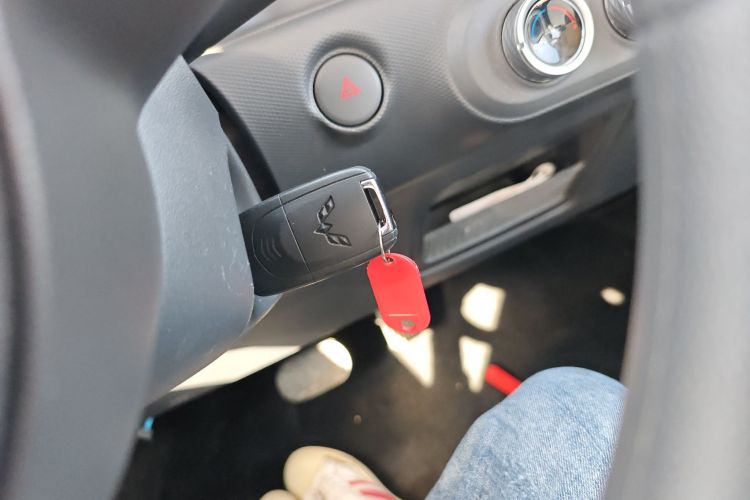 五菱汽车 五菱之光新能源 2025款 201km 舒适型中控内饰7001