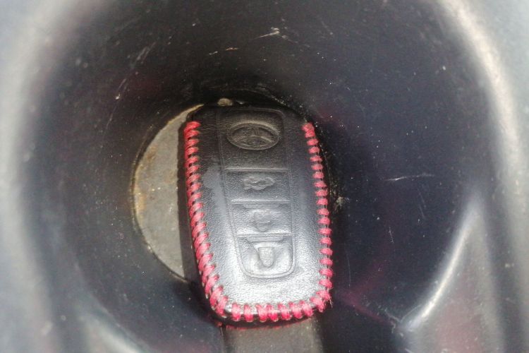 丰田 卡罗拉 2019款 1.2T S-CVT GL-i精英版中控内饰7001