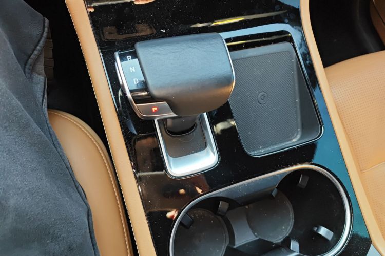 理想汽车 理想ONE 2021款 增程6座版局部细节18