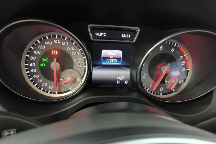 奔驰GLA 2016款 GLA 200 时尚型中控内饰14