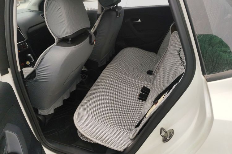 大众 Polo 2016款 1.6L 自动舒适型中控内饰21