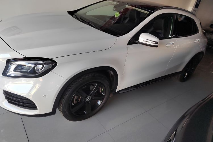 奔驰GLA 2019款 GLA 200 时尚型车身外观6003