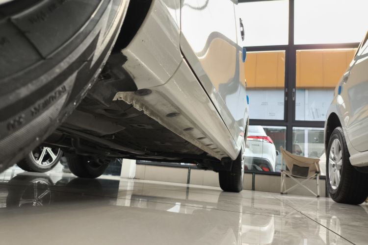 丰田 威驰FS 2022款 1.5L 20周年纪念版局部细节9002