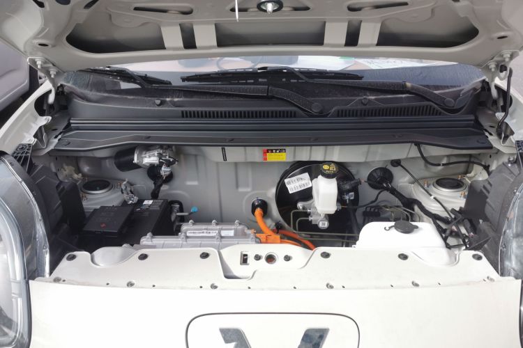 五菱汽车 宏光MINIEV 2025款 四门版 进阶款机舱底盘24