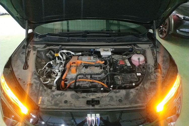 别克E4 2023款 GS版机舱底盘24