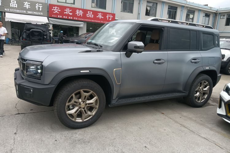 捷途旅行者 2025款 2.0TD 自动 XWD征服+车身外观6003