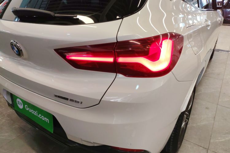 宝马X2 2021款 改款 sDrive25i M运动套装车身外观6006