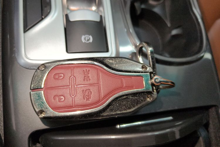 玛莎拉蒂 Ghibli 2014款 3.0T 标准版中控内饰7001