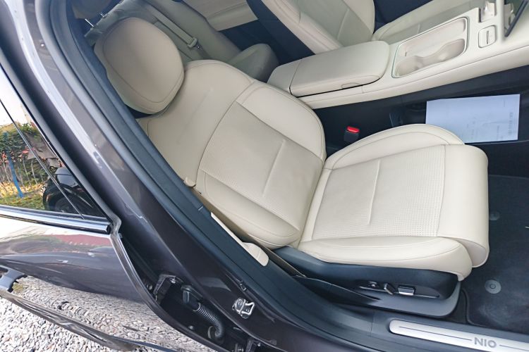 蔚来ES6 2024款 75kWh局部细节41