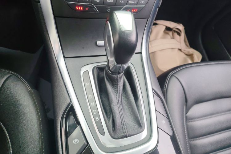 福特 锐界 2018款 EcoBoost 245 两驱豪锐型 7座 国VI中控内饰18