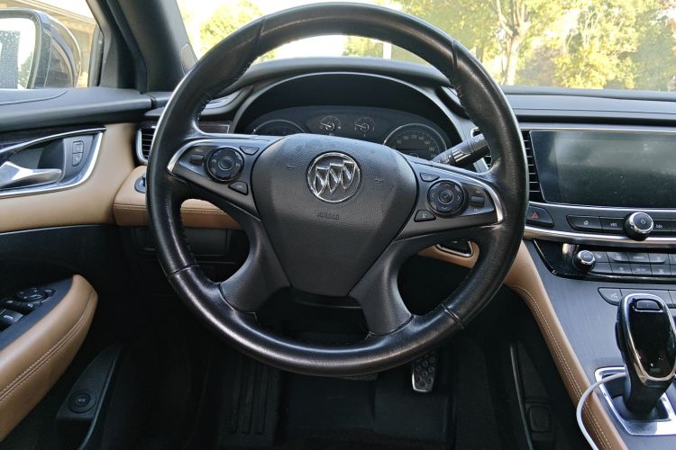 别克 君越 2018款 28T 精英型局部细节13