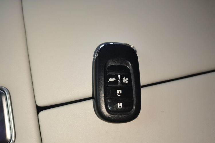 东风本田S7 2025款 领航者版中控内饰7001