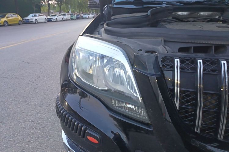 奔驰GLK级 2014款 GLK 260 4MATIC 动感型车身外观6001