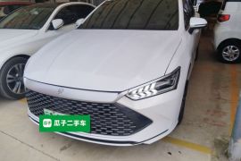 比亚迪 秦PLUS 2024款 荣耀版 DM-i 55KM领先型