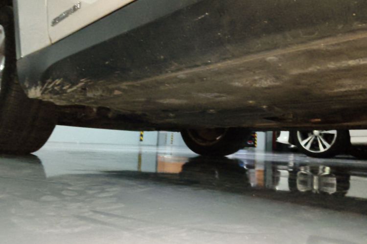 宝马X1 2013款 sDrive18i 时尚型局部细节9004