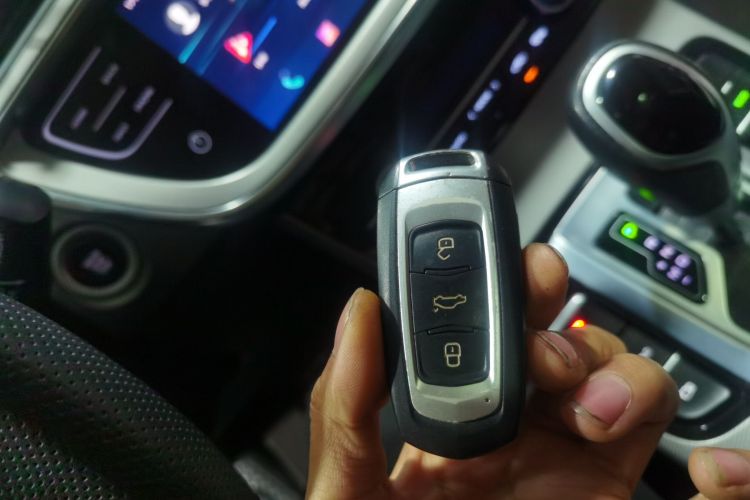 吉利汽车 帝豪GL 2018款 1.4T DCT精英智联型中控内饰11