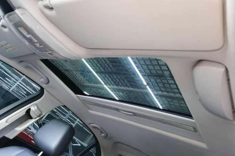 奔驰C级 2013款 C 180 经典型 Grand Edition局部细节22