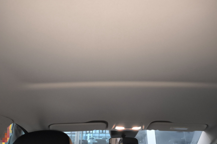 红旗E-QM5 2023款 改款 基础出行版中控内饰22