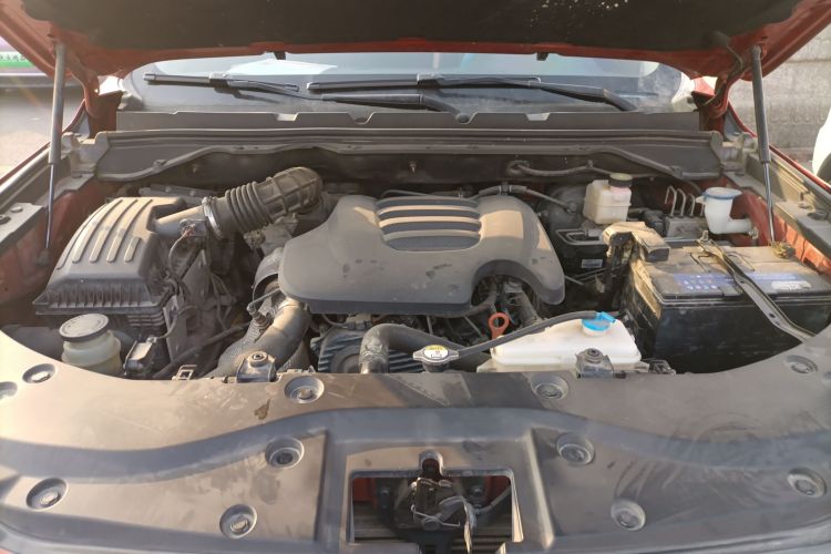 长城 炮 2019款 2.0T商用版手动柴油两驱精英型长箱GW4D20M局部细节24