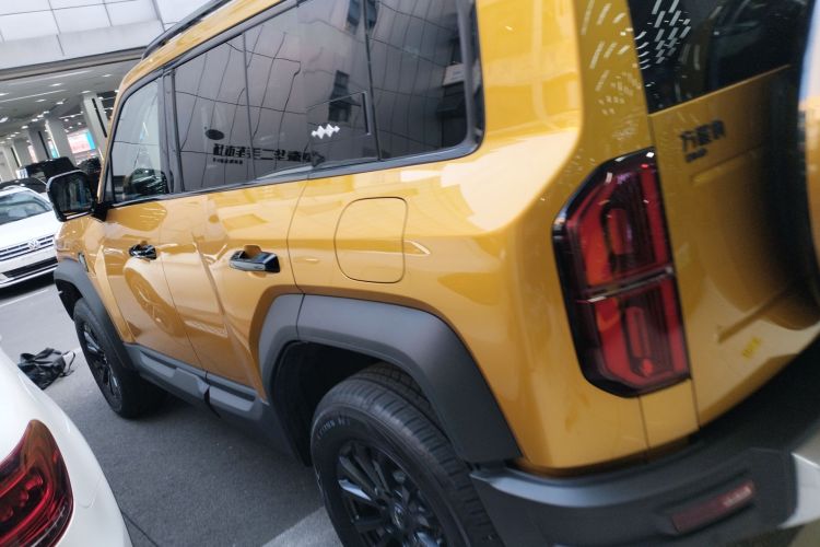 方程豹 豹5 2023款 领航版车身外观6003