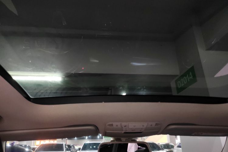 奔驰C级 2018款 C 200 L 运动版局部细节22