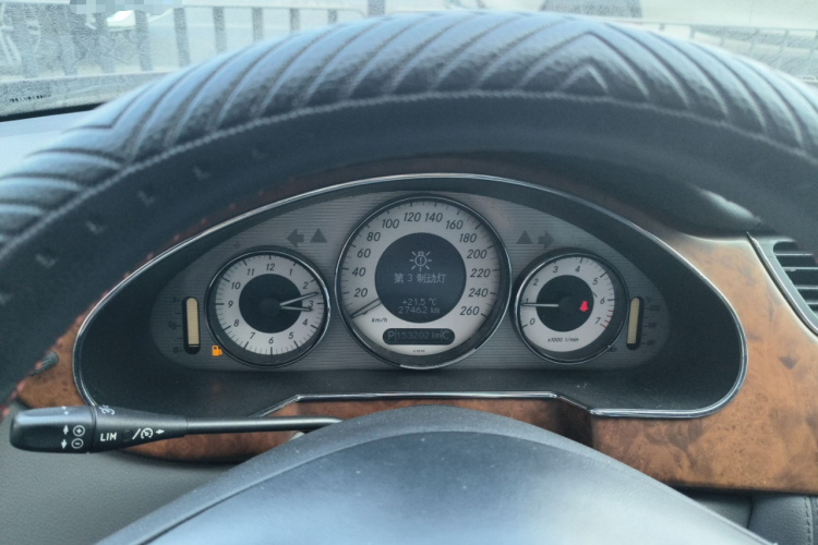 奔驰CLS 2009款 CLS 300中控内饰14