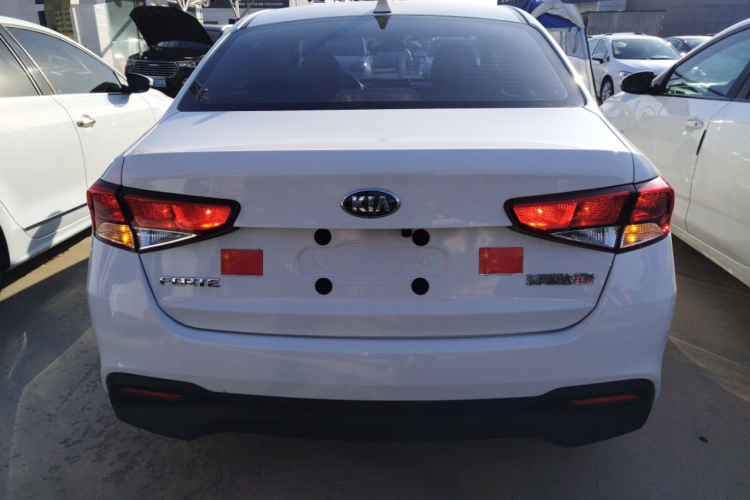 起亚 福瑞迪 2019款 1.6L 手动舒适版 国VI车身外观6