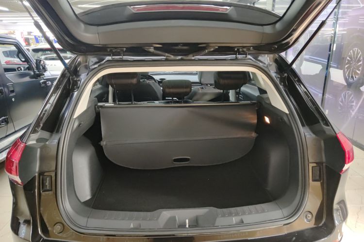 哈弗H6 2021款 2.0GDIT 自动GT豪华版机舱底盘23