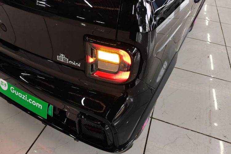 吉利银河 2025款 210km 熊猫卡丁车身外观9