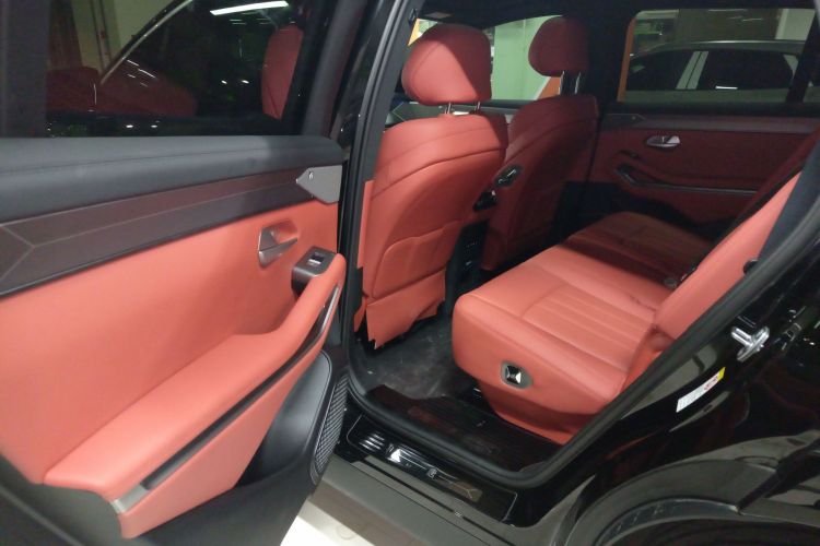 比亚迪 唐L 2025款 DM 215KM激光雷达旗舰型中控内饰7004