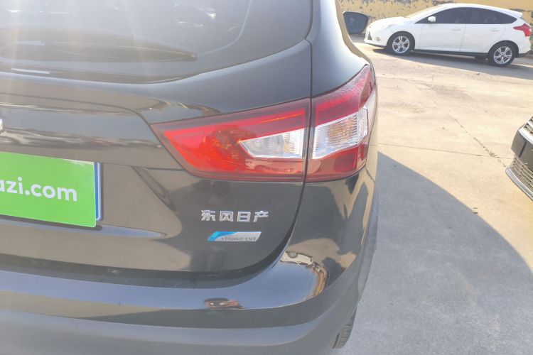 日产 逍客 2017款 2.0L CVT豪华版 国V车身外观6006