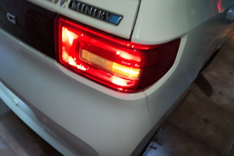 五菱汽车 宏光MINIEV 2020款 自在款 磷酸铁锂车身外观9