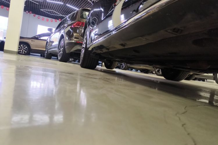 红旗H7 2019款 1.8T 舒适版局部细节9001