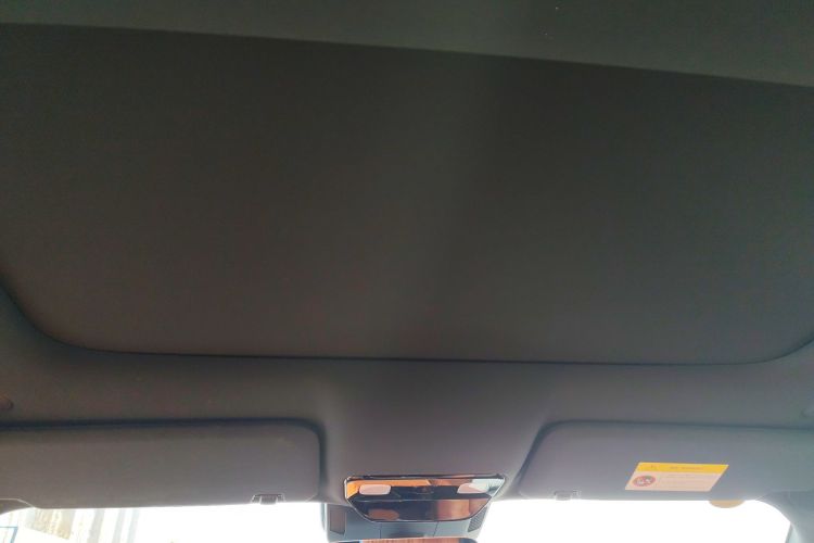 理想汽车 理想L8 2023款 Pro中控内饰22