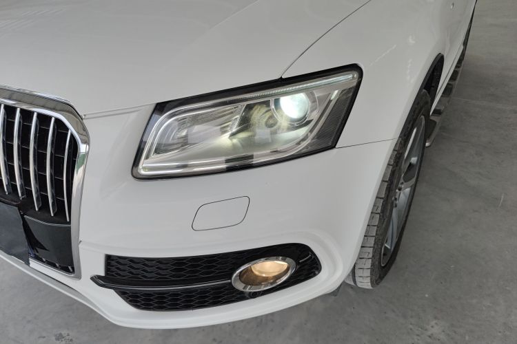 奥迪Q5(进口) 2013款 45 TFSI quattro 运动型局部细节36