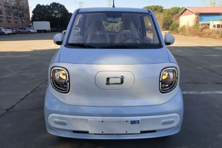 奔腾小马 2026款 222km 炫彩马车身外观2