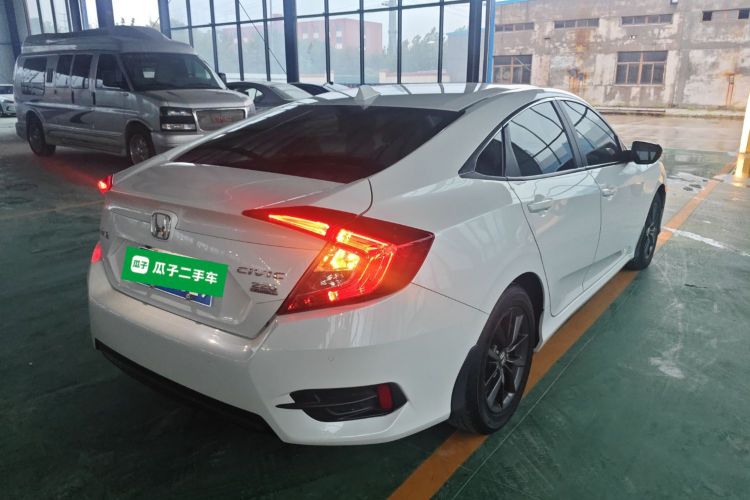 本田 思域 2019款 220TURBO CVT劲动版 国VI车身外观6005