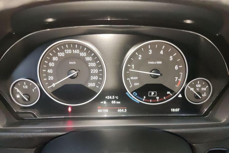 宝马3系GT 2019款 320i 时尚型局部细节14