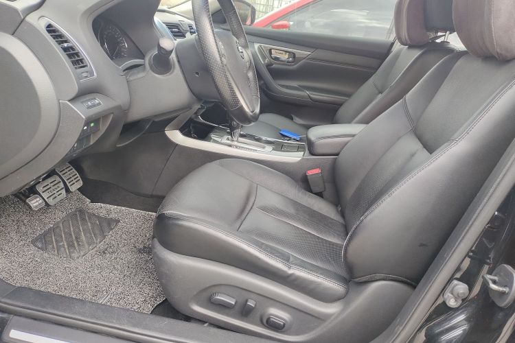 日产 天籁 2014款 2.0L XL Upper科技版中控内饰19