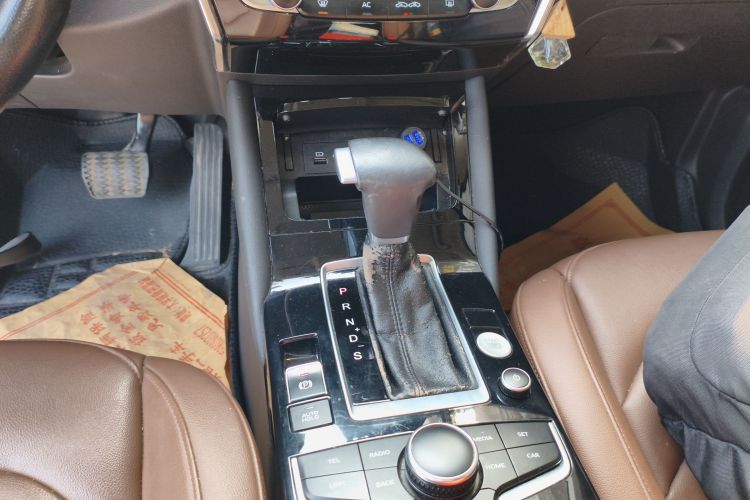 宝沃BX5 2017款 20TGDI 自动两驱先锋型中控内饰18