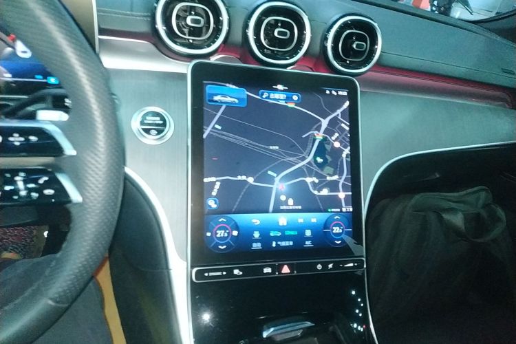 奔驰C级 2023款 C 200 L 运动版中控内饰16